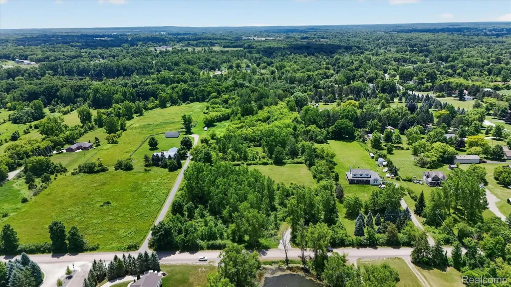 4461 Ray Road Fenton Charter Township MI 48439