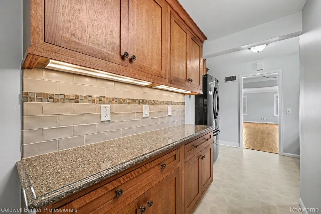 11101 Gold Arbor Road Plymouth Charter Township MI 48170
