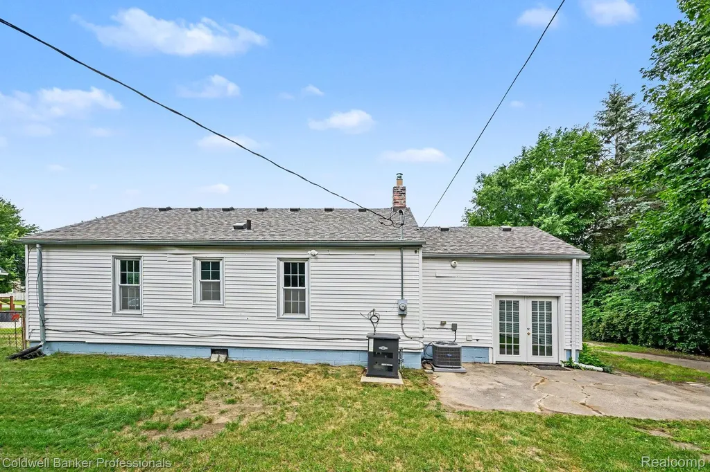 11101 Gold Arbor Road Plymouth Charter Township MI 48170