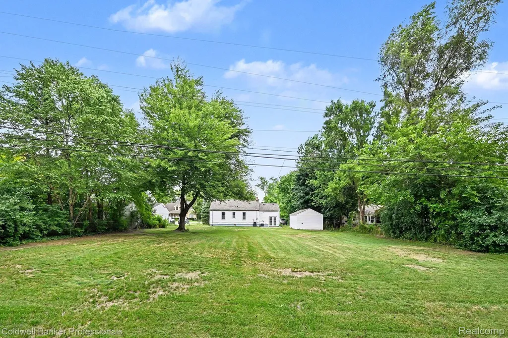 11101 Gold Arbor Road Plymouth Charter Township MI 48170