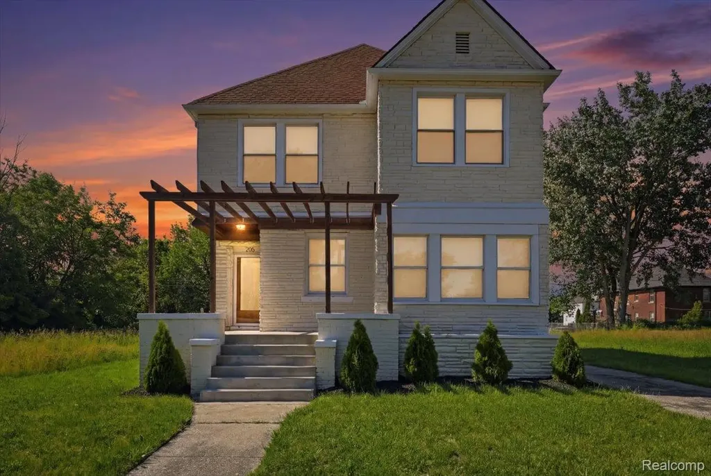 285 Owen Street Detroit City MI 48202