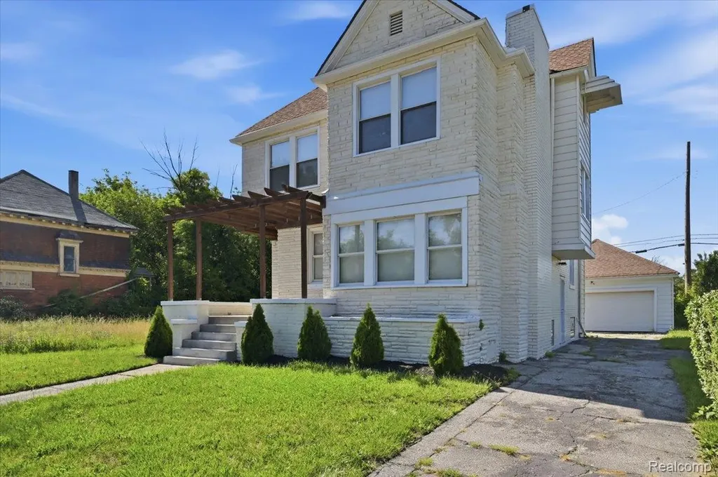 285 Owen Street Detroit City MI 48202