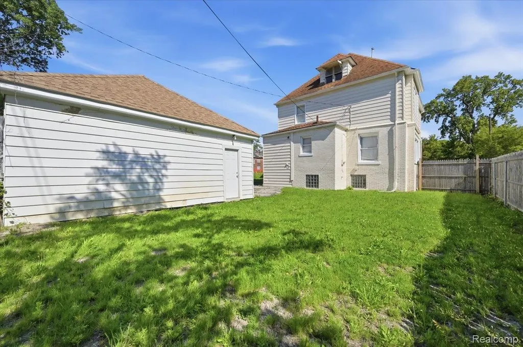 285 Owen Street Detroit City MI 48202