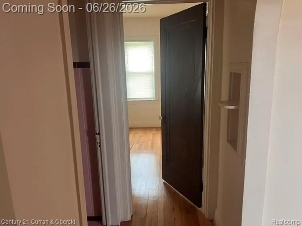 6901 Faust Avenue Detroit City MI 48228