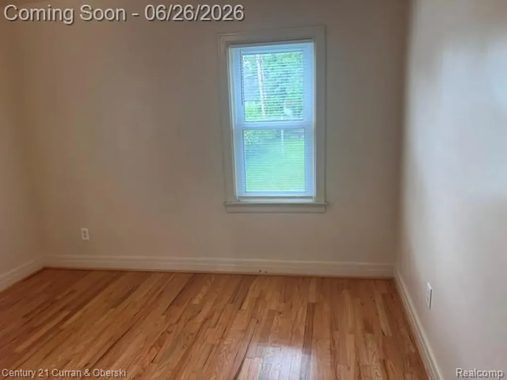 6901 Faust Avenue Detroit City MI 48228