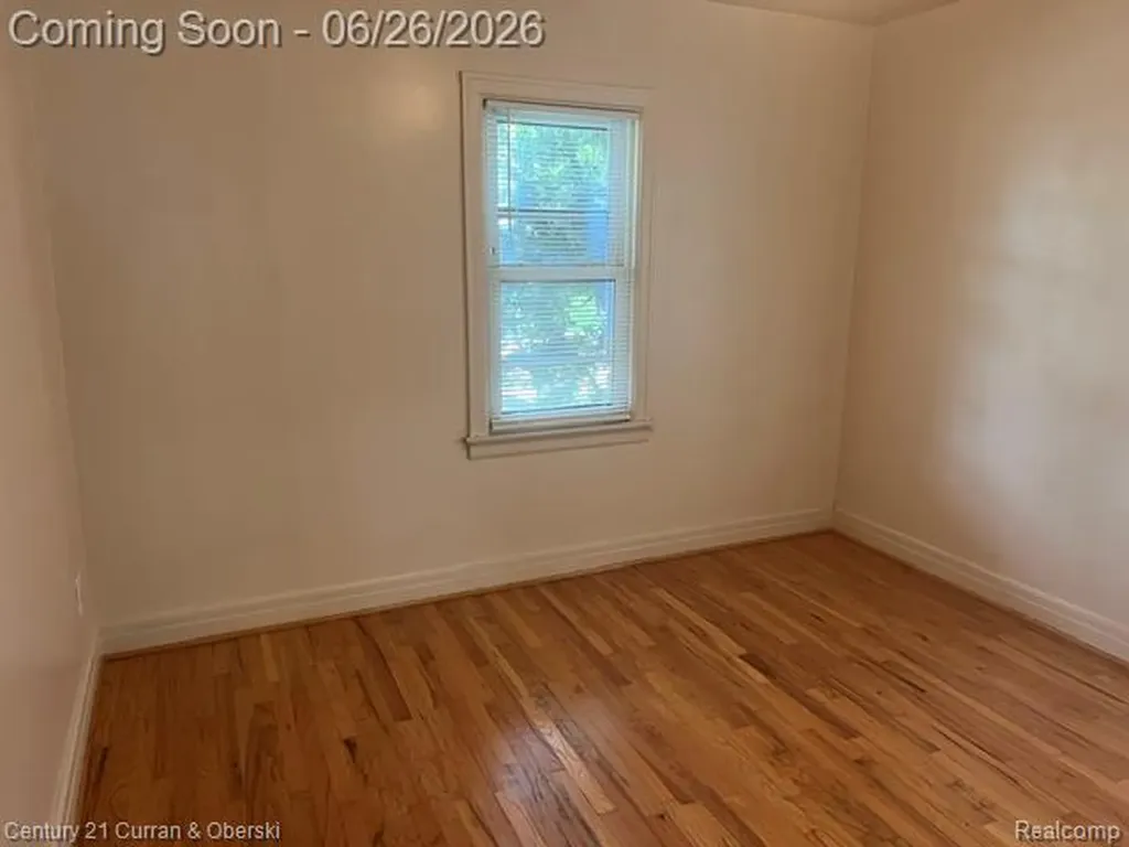 6901 Faust Avenue Detroit City MI 48228