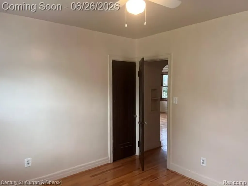 6901 Faust Avenue Detroit City MI 48228