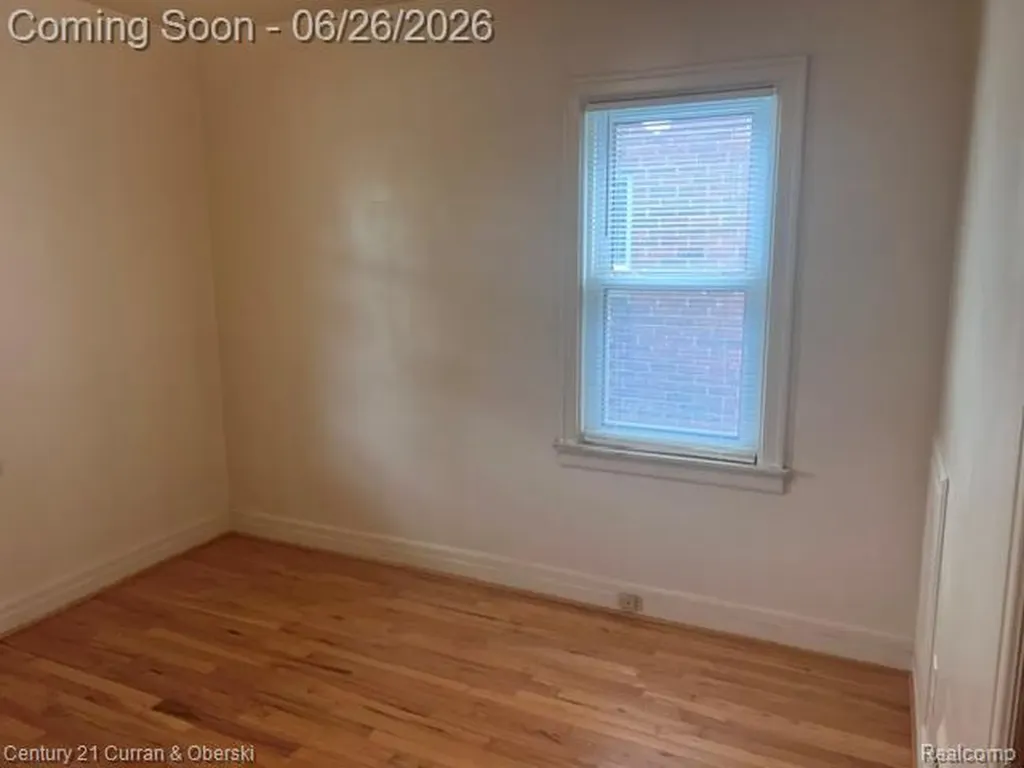 6901 Faust Avenue Detroit City MI 48228