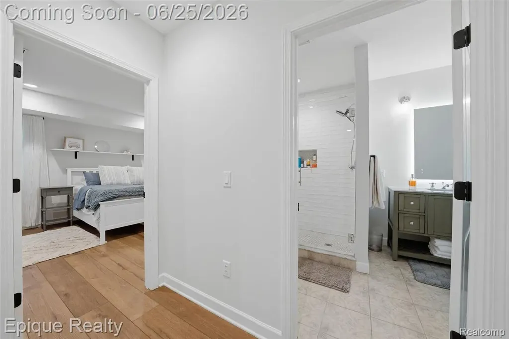 114 Bellevue Avenue Lake Orion Village MI 48362