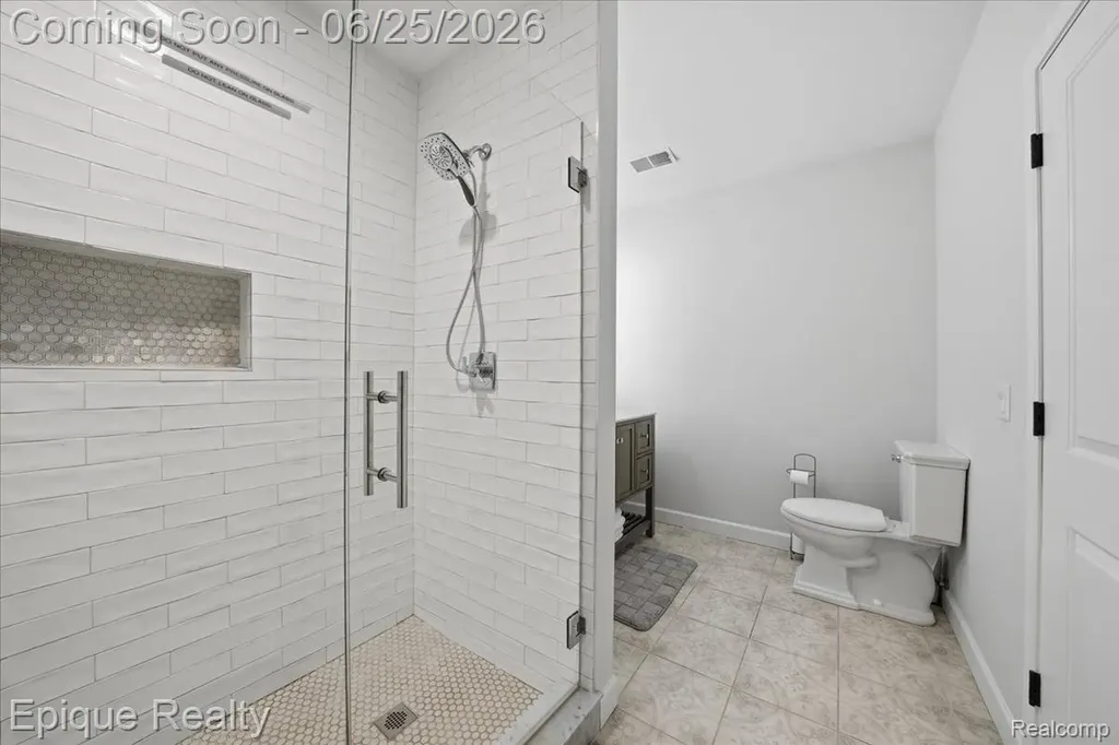 114 Bellevue Avenue Lake Orion Village MI 48362