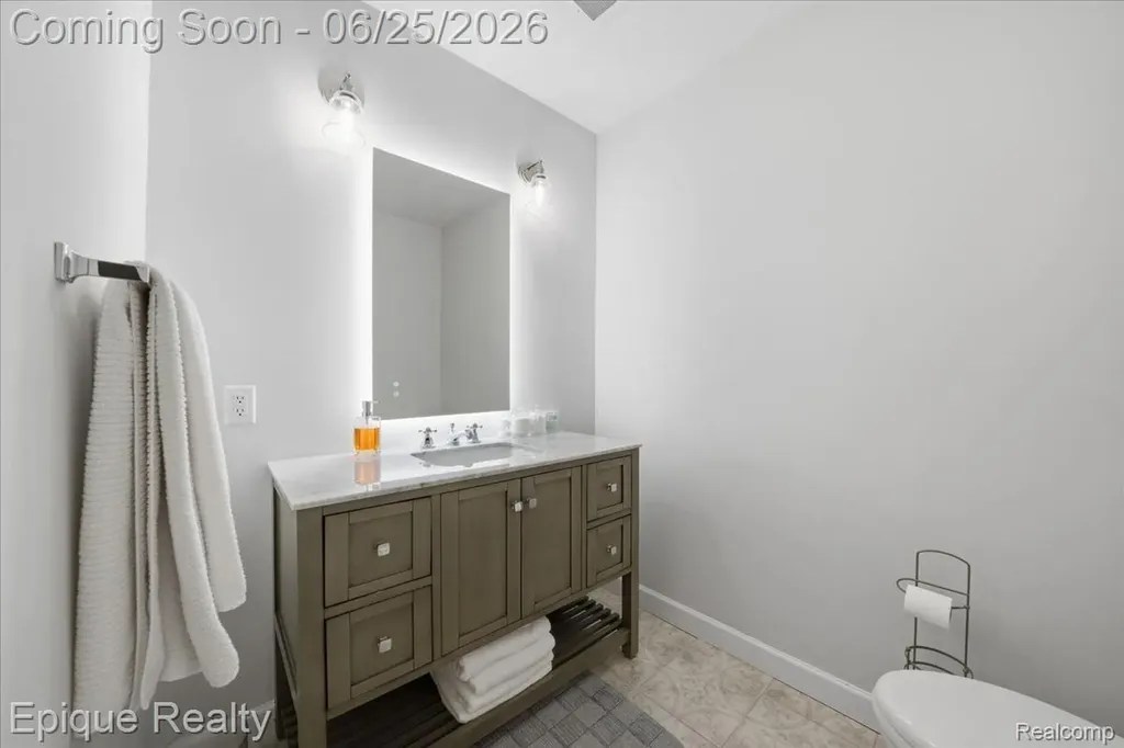 114 Bellevue Avenue Lake Orion Village MI 48362