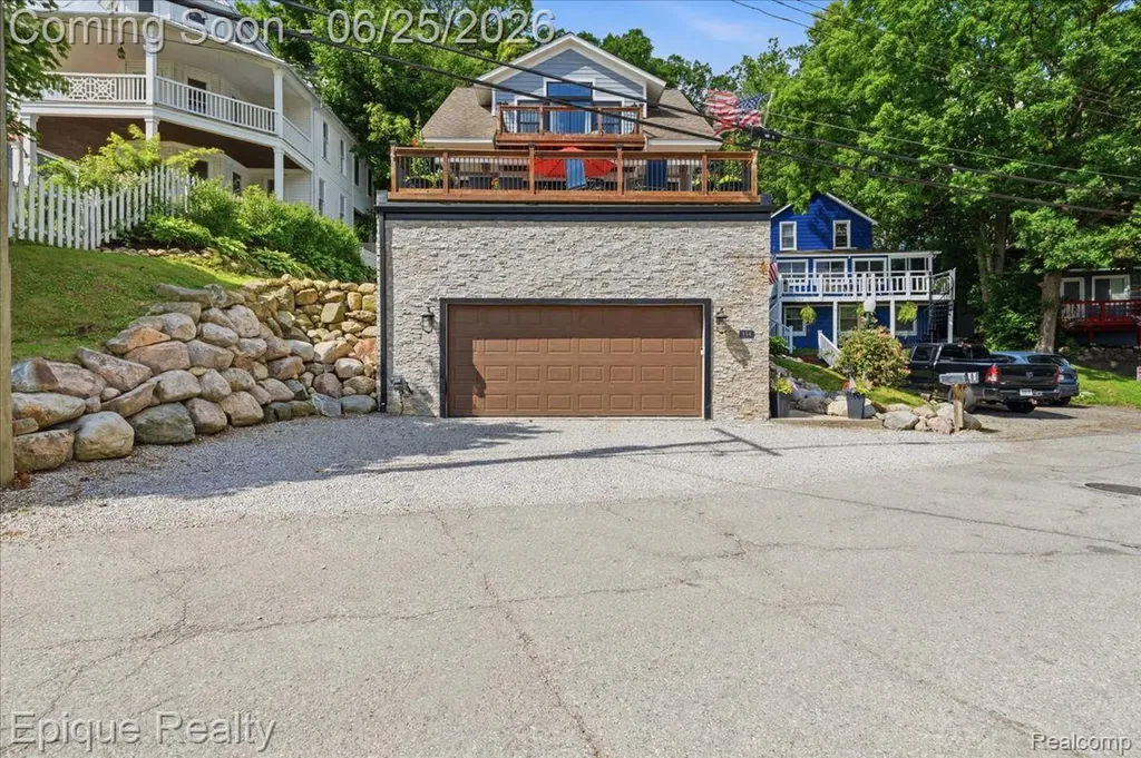 114 Bellevue Avenue Lake Orion Village MI 48362