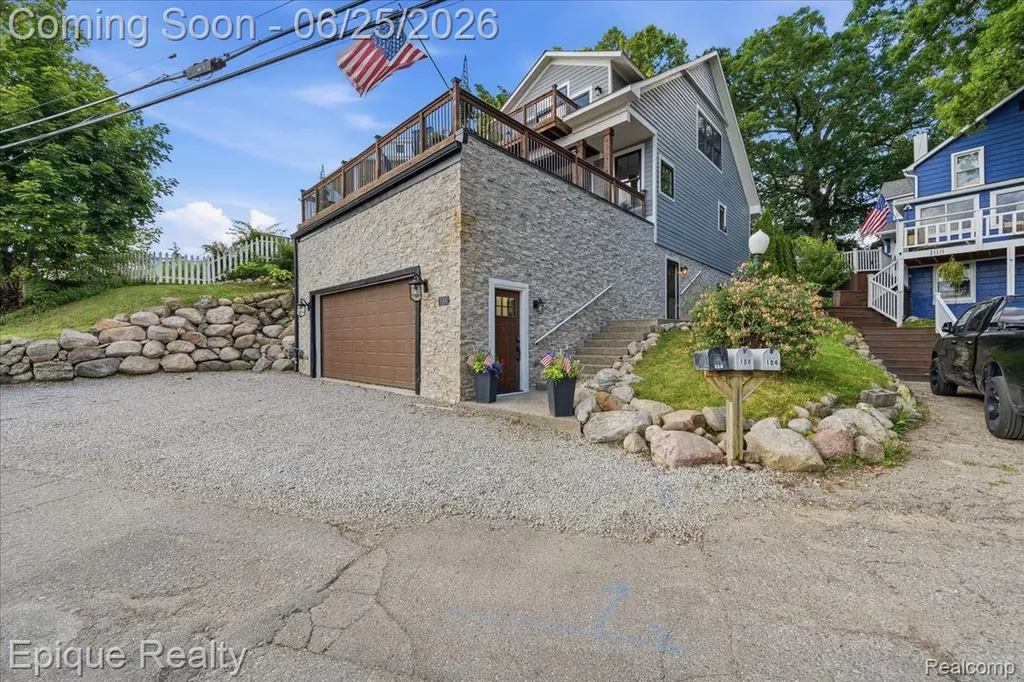 114 Bellevue Avenue Lake Orion Village MI 48362