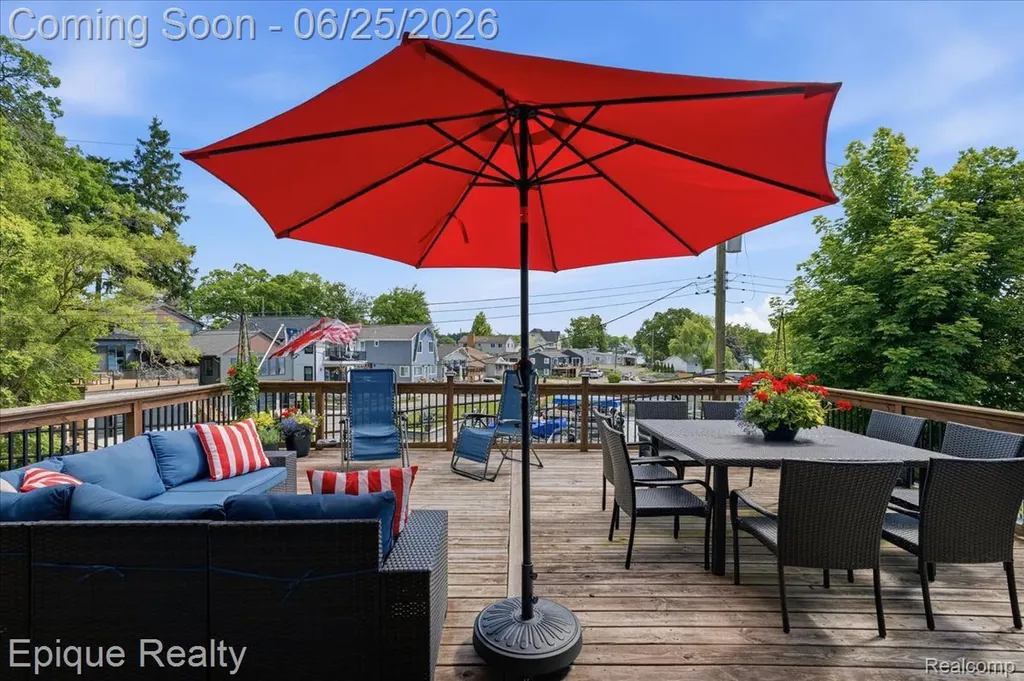 114 Bellevue Avenue Lake Orion Village MI 48362