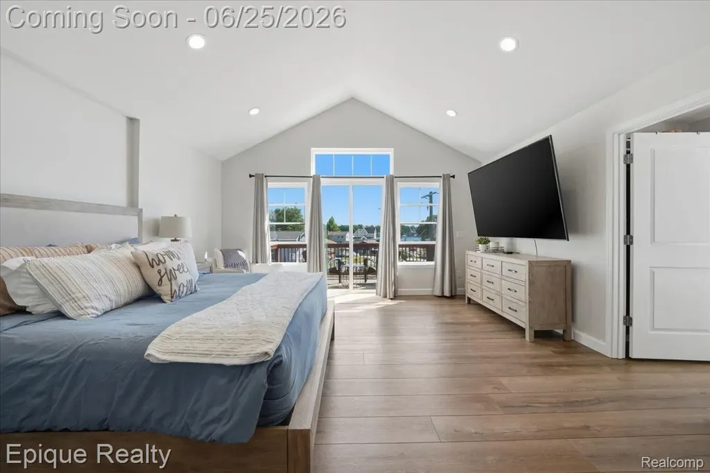 114 Bellevue Avenue Lake Orion Village MI 48362