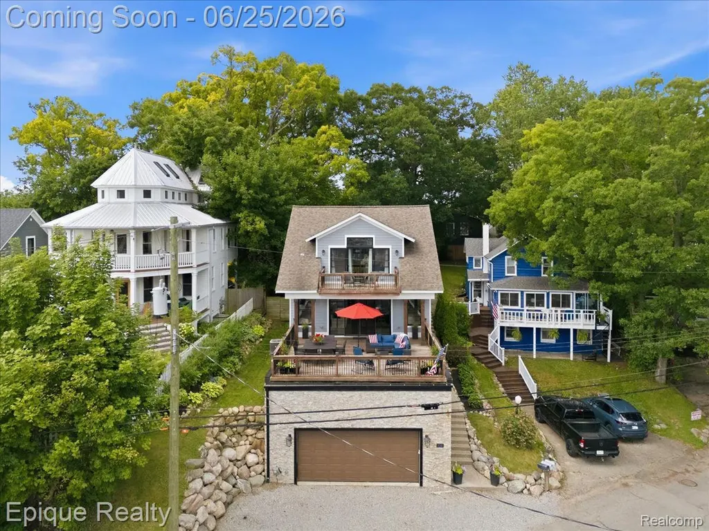 114 Bellevue Avenue Lake Orion Village MI 48362