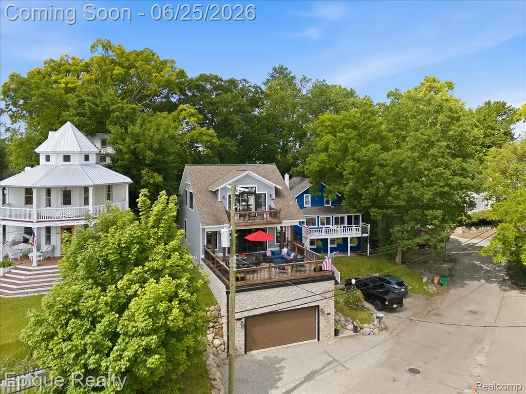 114 Bellevue Avenue Lake Orion Village MI 48362