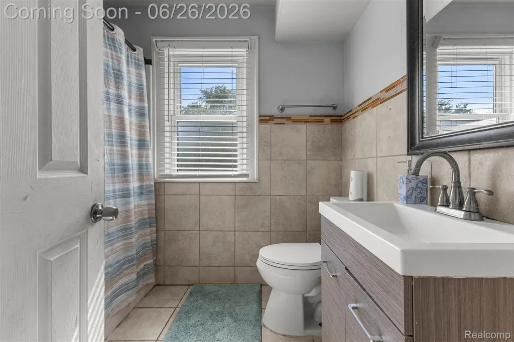 7019 Mead Street Dearborn City MI 48126