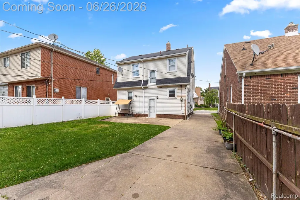 7019 Mead Street Dearborn City MI 48126