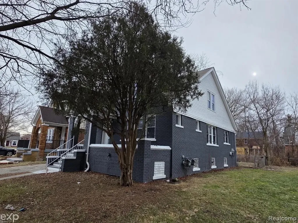5217 Lakeview Street Detroit City MI 48213