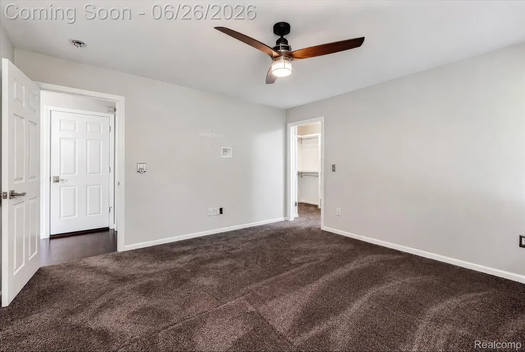 1713 Stirling Avenue Pontiac City MI 48340