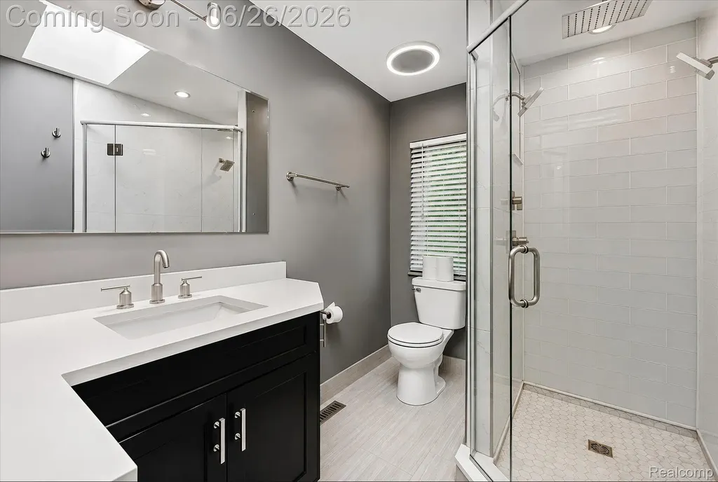 1713 Stirling Avenue Pontiac City MI 48340