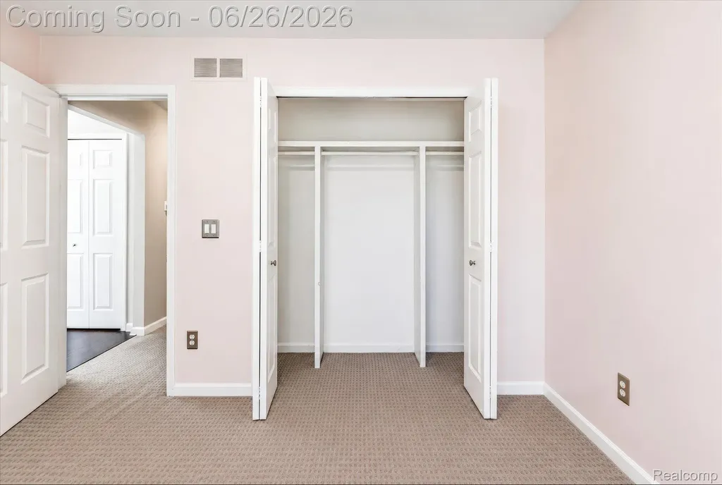 1713 Stirling Avenue Pontiac City MI 48340