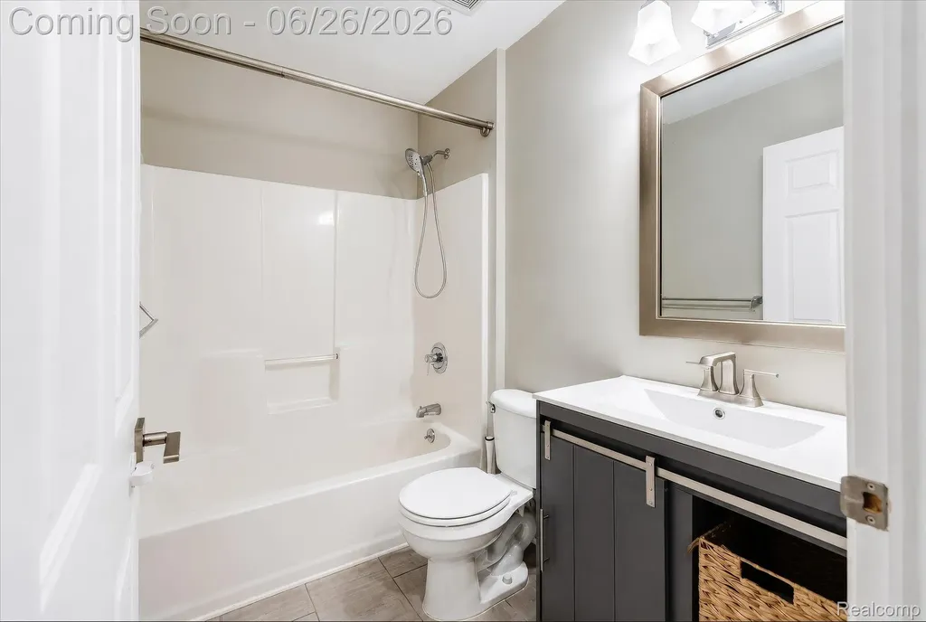 1713 Stirling Avenue Pontiac City MI 48340