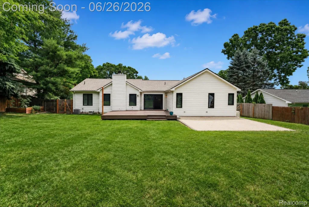 1713 Stirling Avenue Pontiac City MI 48340