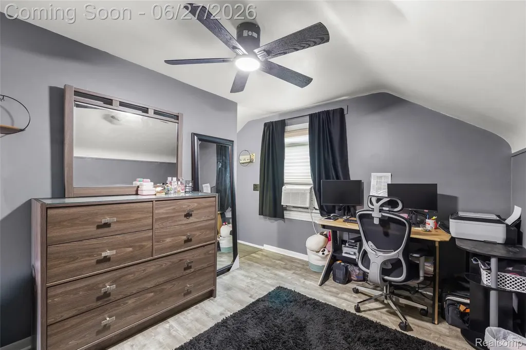 10125 Colwell Avenue Allen Park City MI 48101