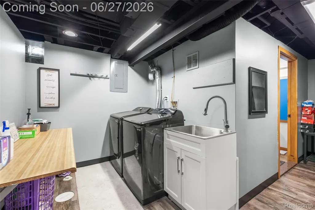 10125 Colwell Avenue Allen Park City MI 48101