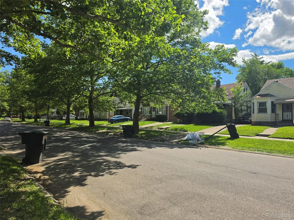 18608 Greeley Street Detroit City MI 48203
