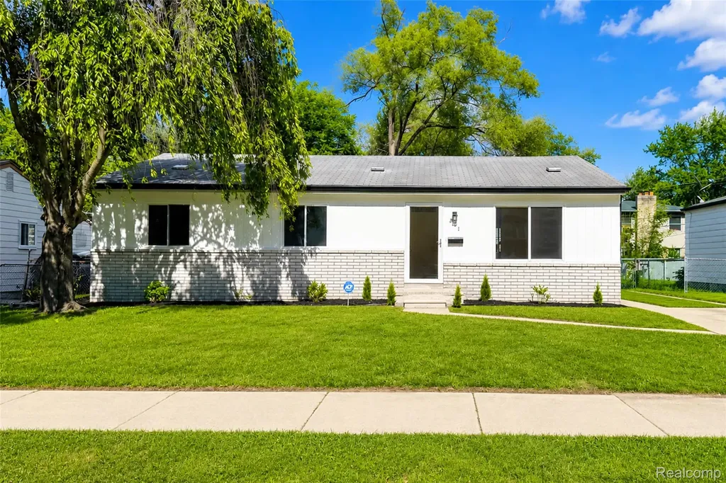 201 Cardwell Street Inkster City MI 48141