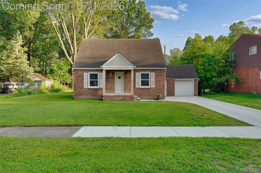 31979 Kathryn Street Garden City City MI 48135