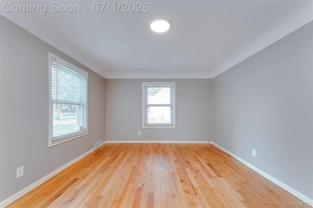 31979 Kathryn Street Garden City City MI 48135