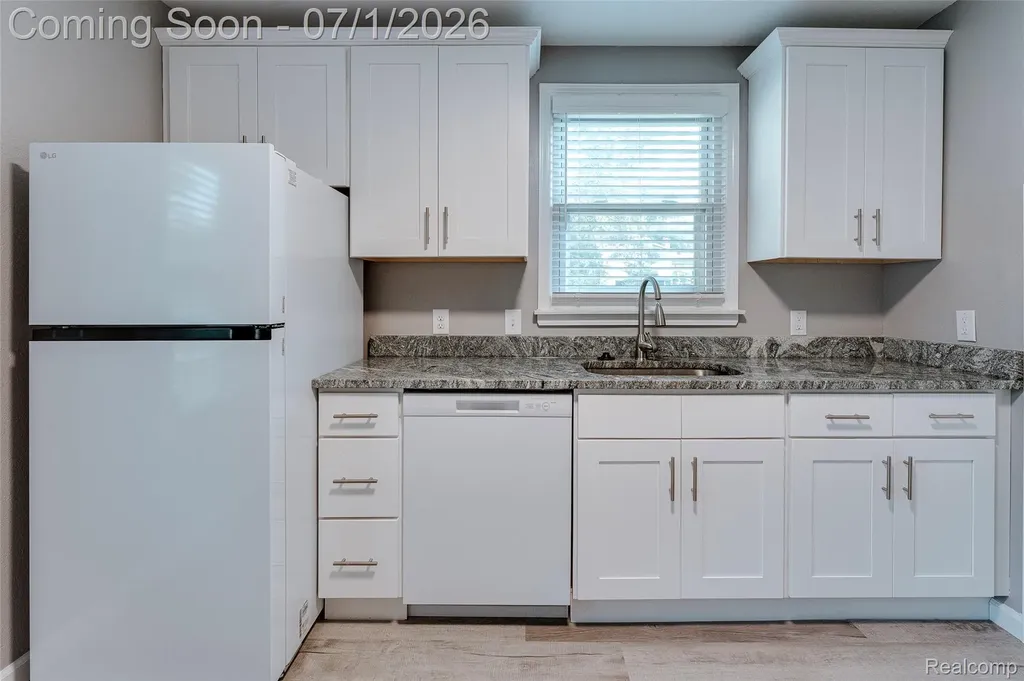 31979 Kathryn Street Garden City City MI 48135