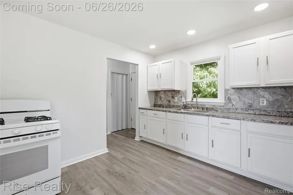 3472 W Gracelawn Avenue Mt. Morris Township MI 48504