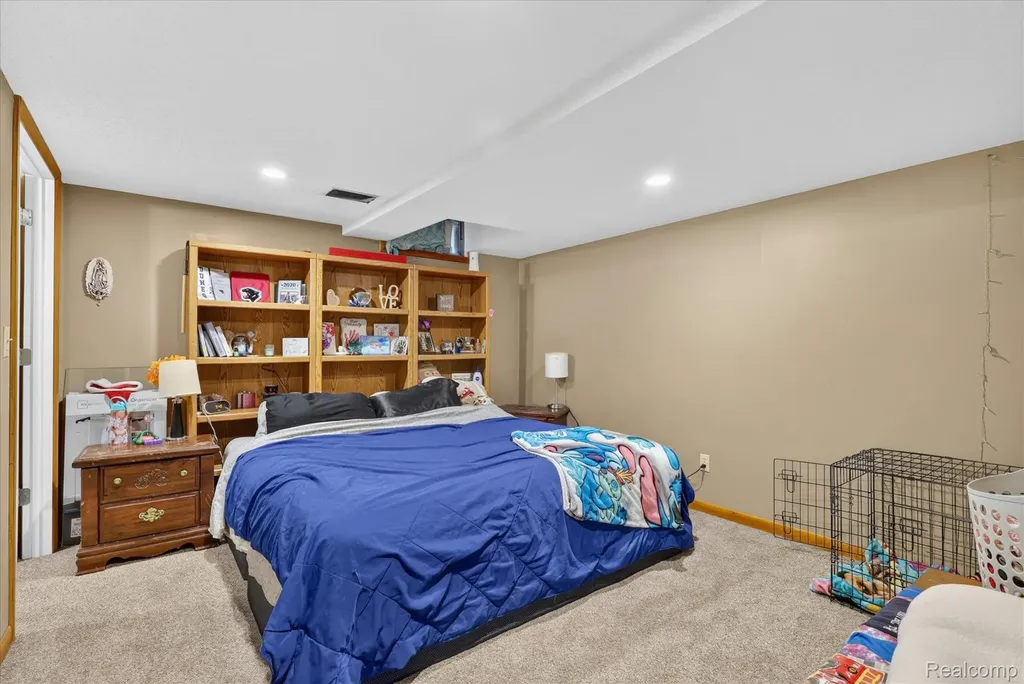 17 E White Lake Dr, Twin Lakes, Mi 49457 Drive Dalton Township MI 49457