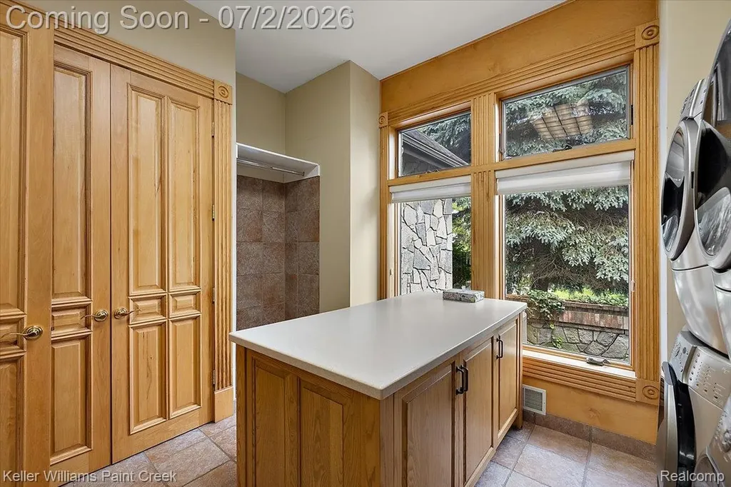 6263 Canter Creek Trail Grand Blanc Charter Township MI 48439