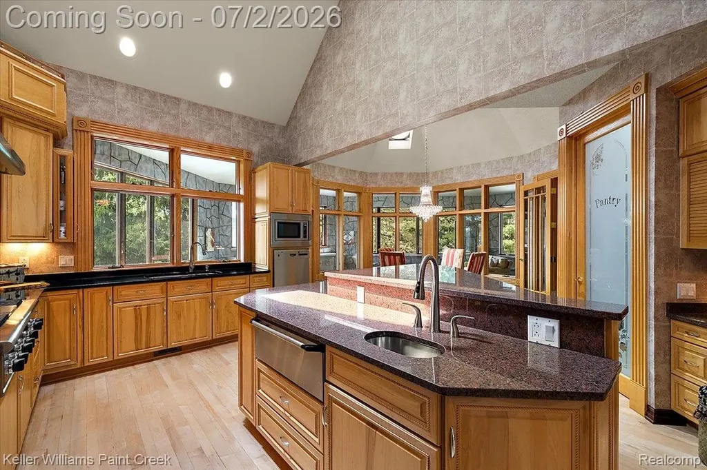 6263 Canter Creek Trail Grand Blanc Charter Township MI 48439