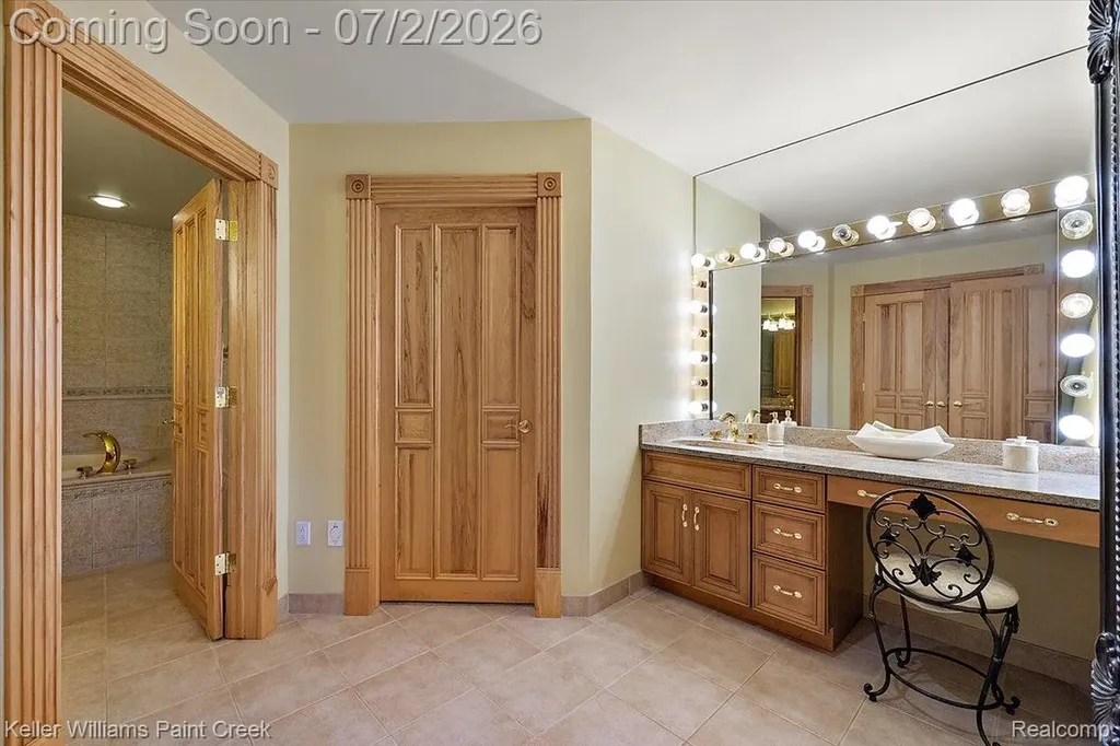 6263 Canter Creek Trail Grand Blanc Charter Township MI 48439