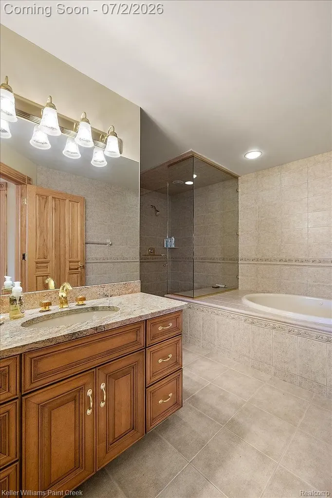 6263 Canter Creek Trail Grand Blanc Charter Township MI 48439