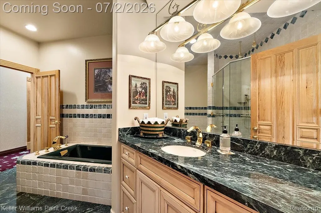 6263 Canter Creek Trail Grand Blanc Charter Township MI 48439