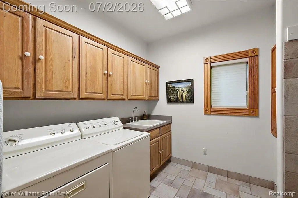 6263 Canter Creek Trail Grand Blanc Charter Township MI 48439