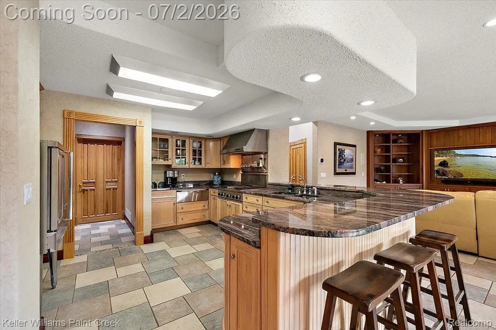 6263 Canter Creek Trail Grand Blanc Charter Township MI 48439