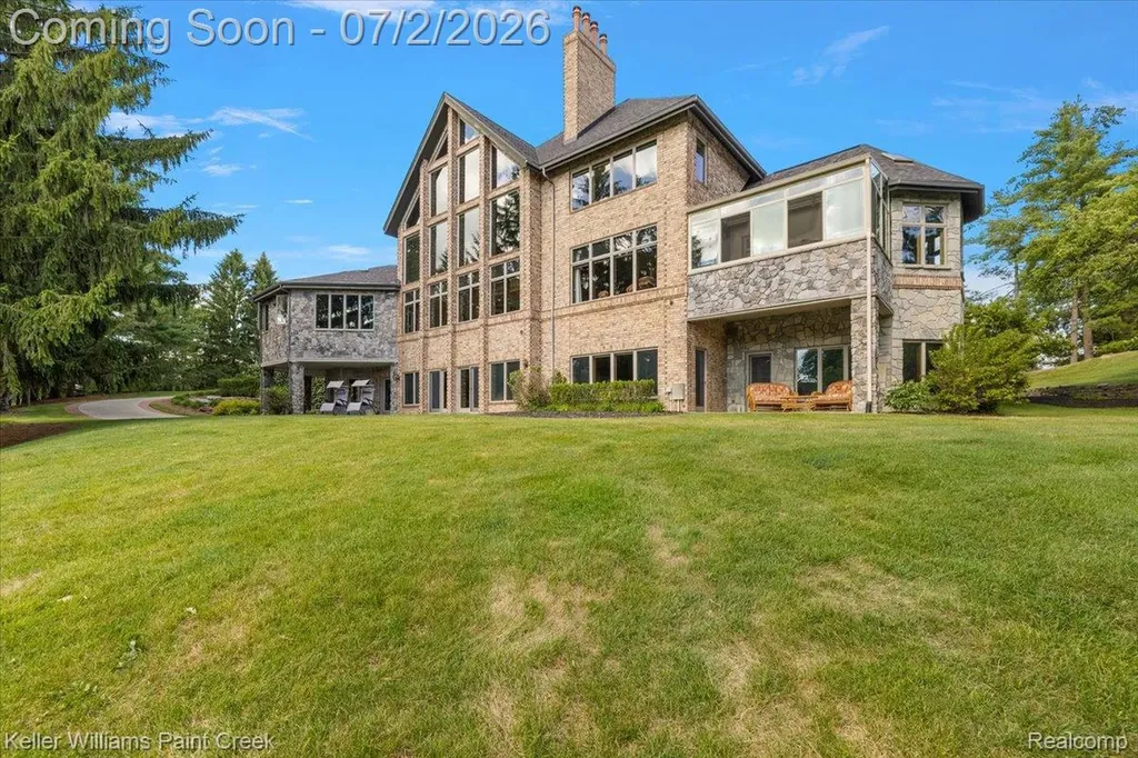 6263 Canter Creek Trail Grand Blanc Charter Township MI 48439