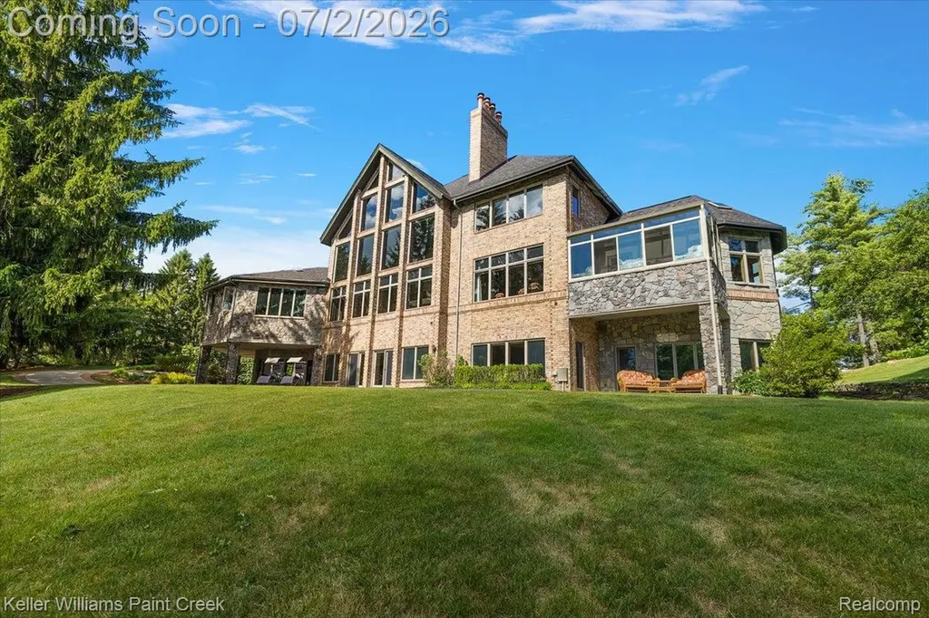 6263 Canter Creek Trail Grand Blanc Charter Township MI 48439