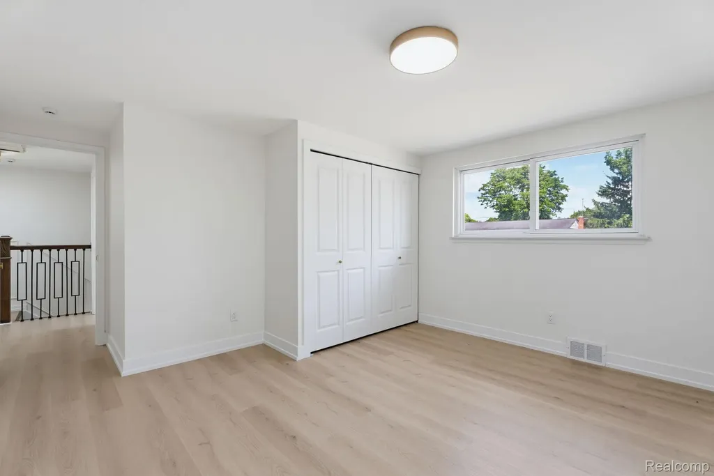 6780 Lee Crest Drive West Bloomfield Charter Township MI 48322