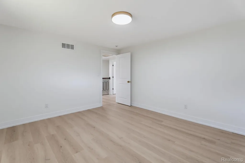 6780 Lee Crest Drive West Bloomfield Charter Township MI 48322