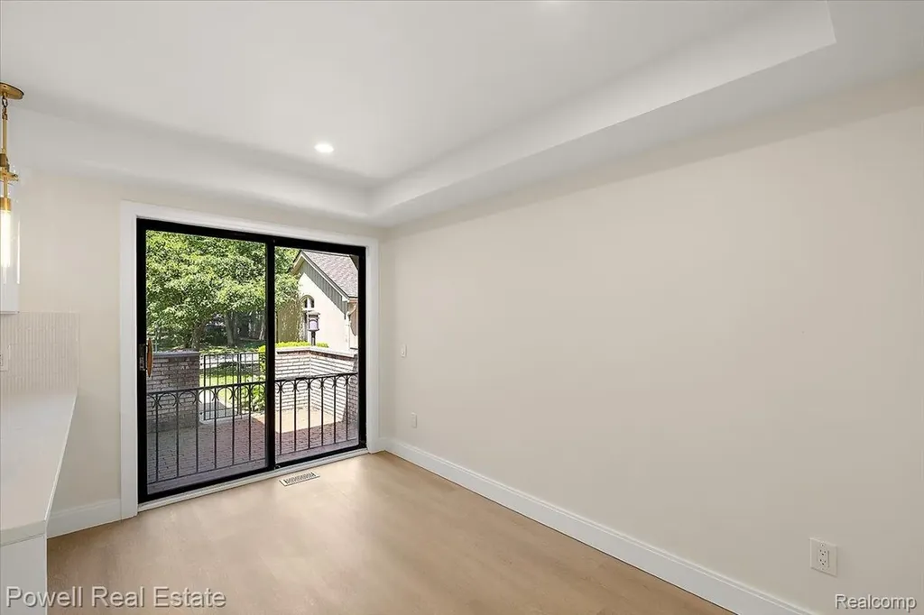 1447 Ravineview Court Bloomfield Hills City MI 48304
